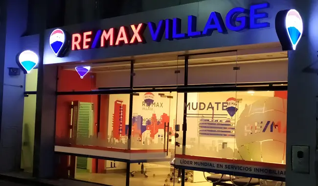 Fachadas comerciales